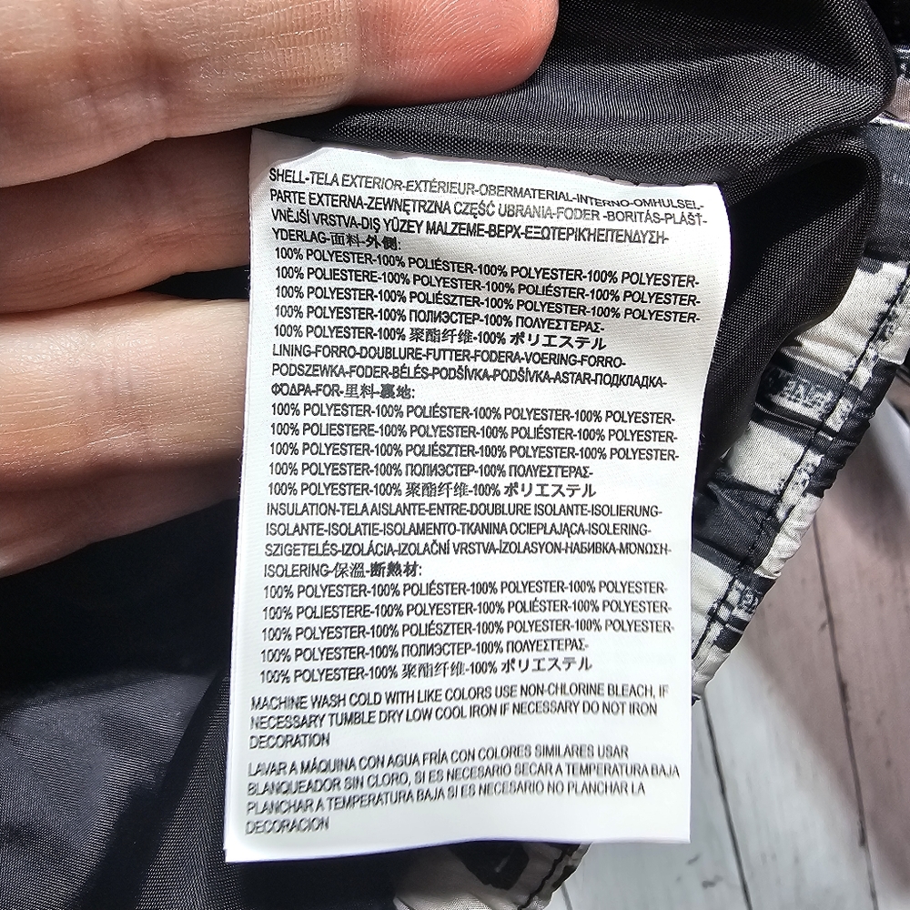 Vans Women's Grey & Black Limestone Winter Puffer Jacket Size Small Pockets. - Picture 7 of 7